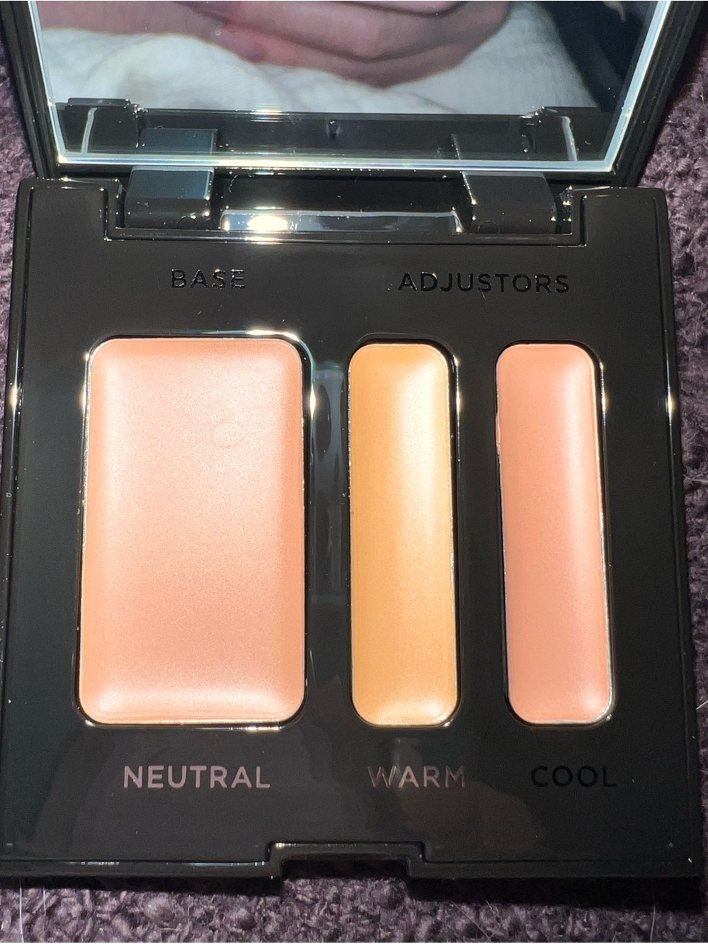 Laura Mercier Secret Camouflage Complexion Perfector~ #3 (Light-Medium)
NIB - Picture 13 of 14
